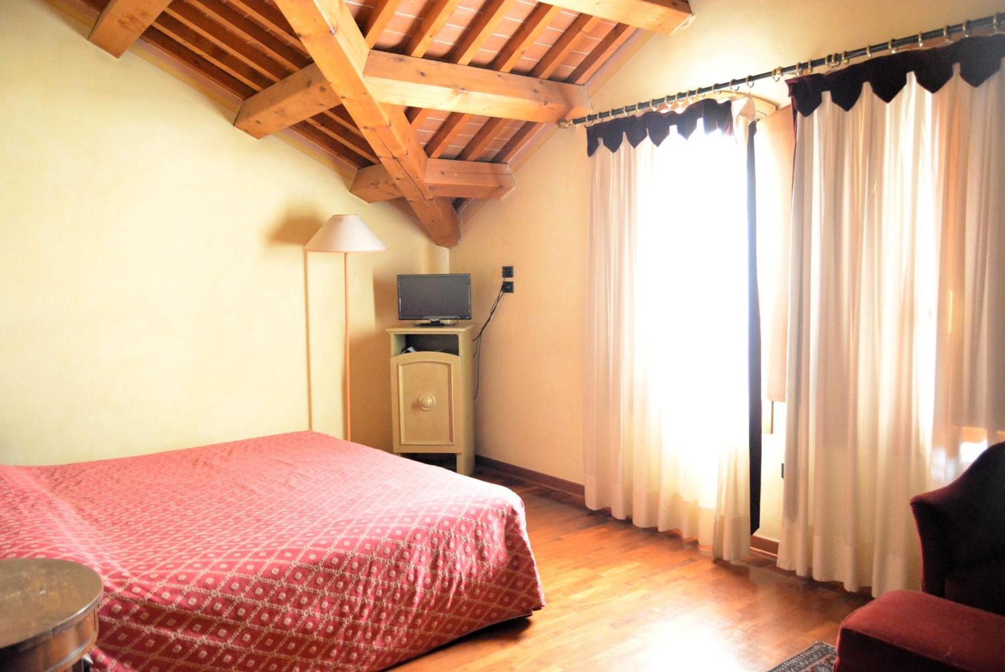 Hotel La Torre Torreglia Bagian luar foto